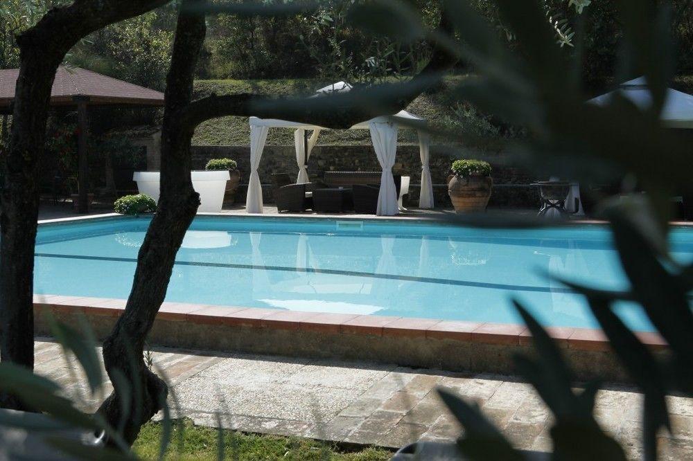 Il Poggio Dei Pettirossi Hotell Bevagna Exteriör bild
