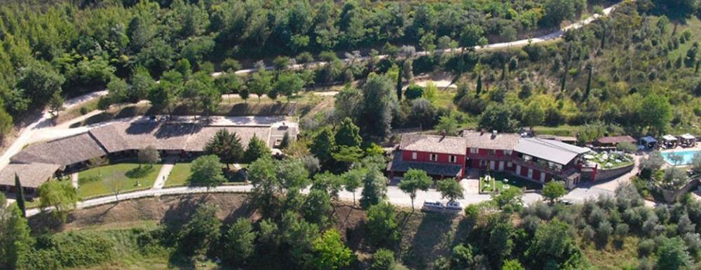 Il Poggio Dei Pettirossi Hotell Bevagna Exteriör bild